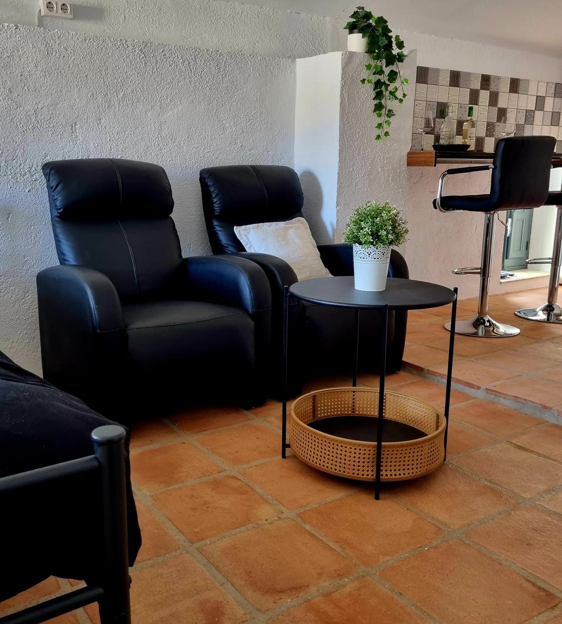 Cortijo Naturista Con Vistas-Clothing Optional * Oria