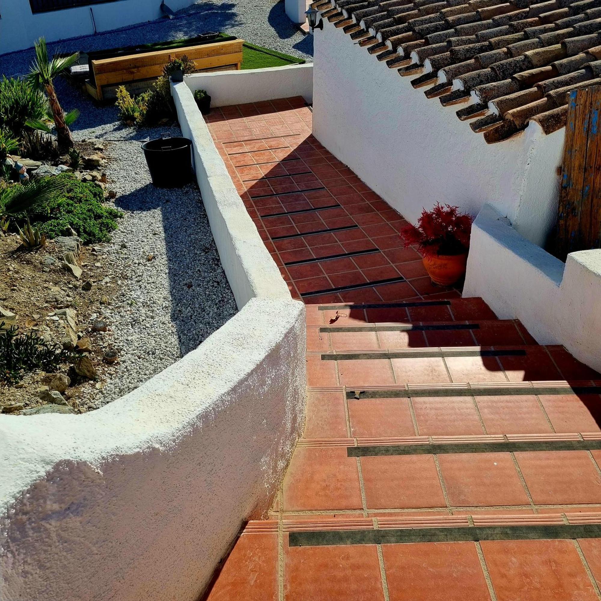 Cortijo Naturista Con Vistas-Clothing Optional * Oria