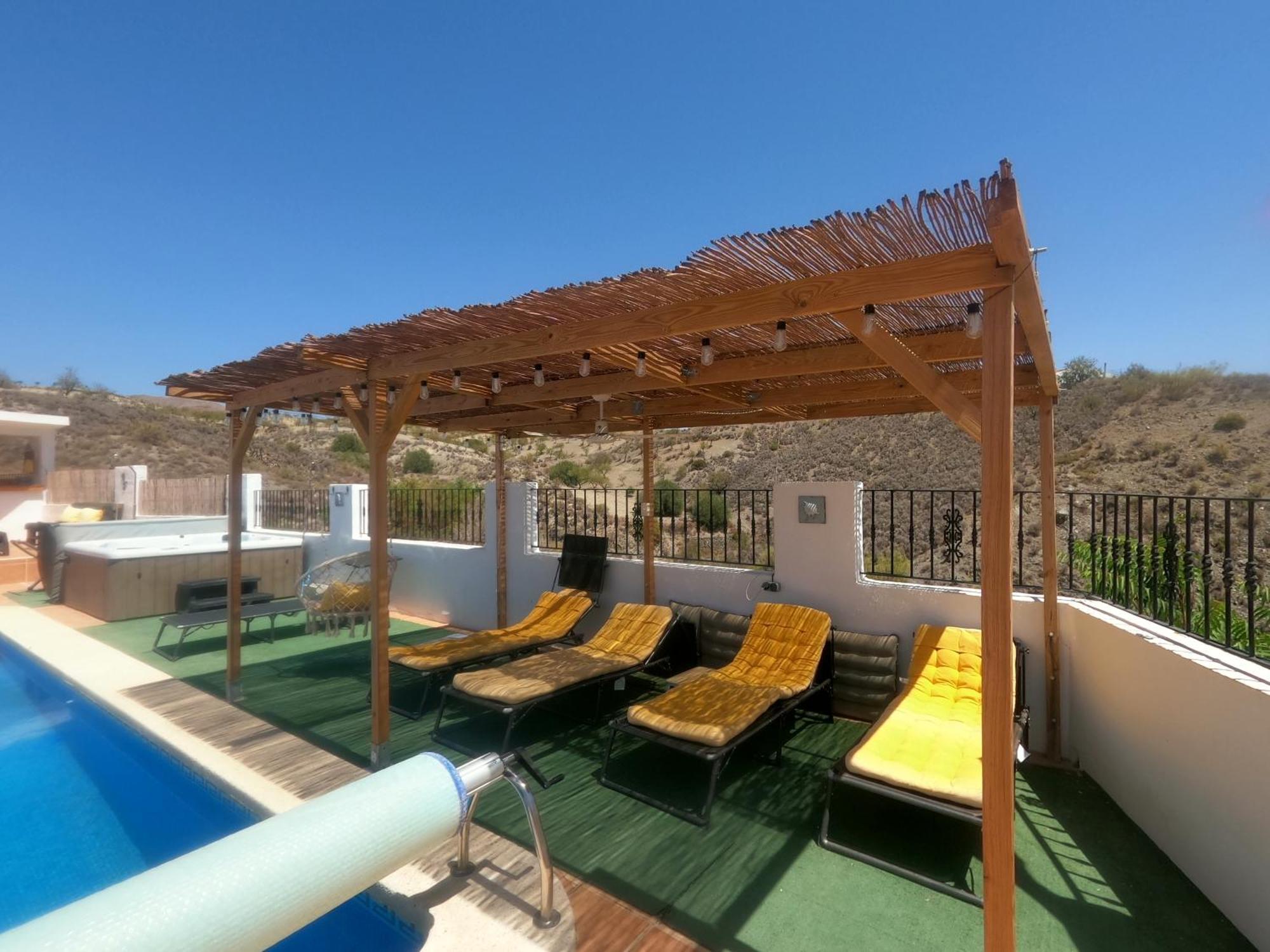 Cortijo Naturista Con Vistas-Clothing Optional *