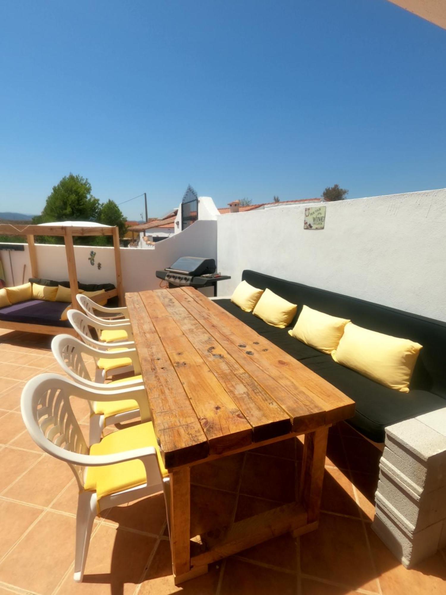 Cortijo Naturista Con Vistas-Clothing Optional * Oria